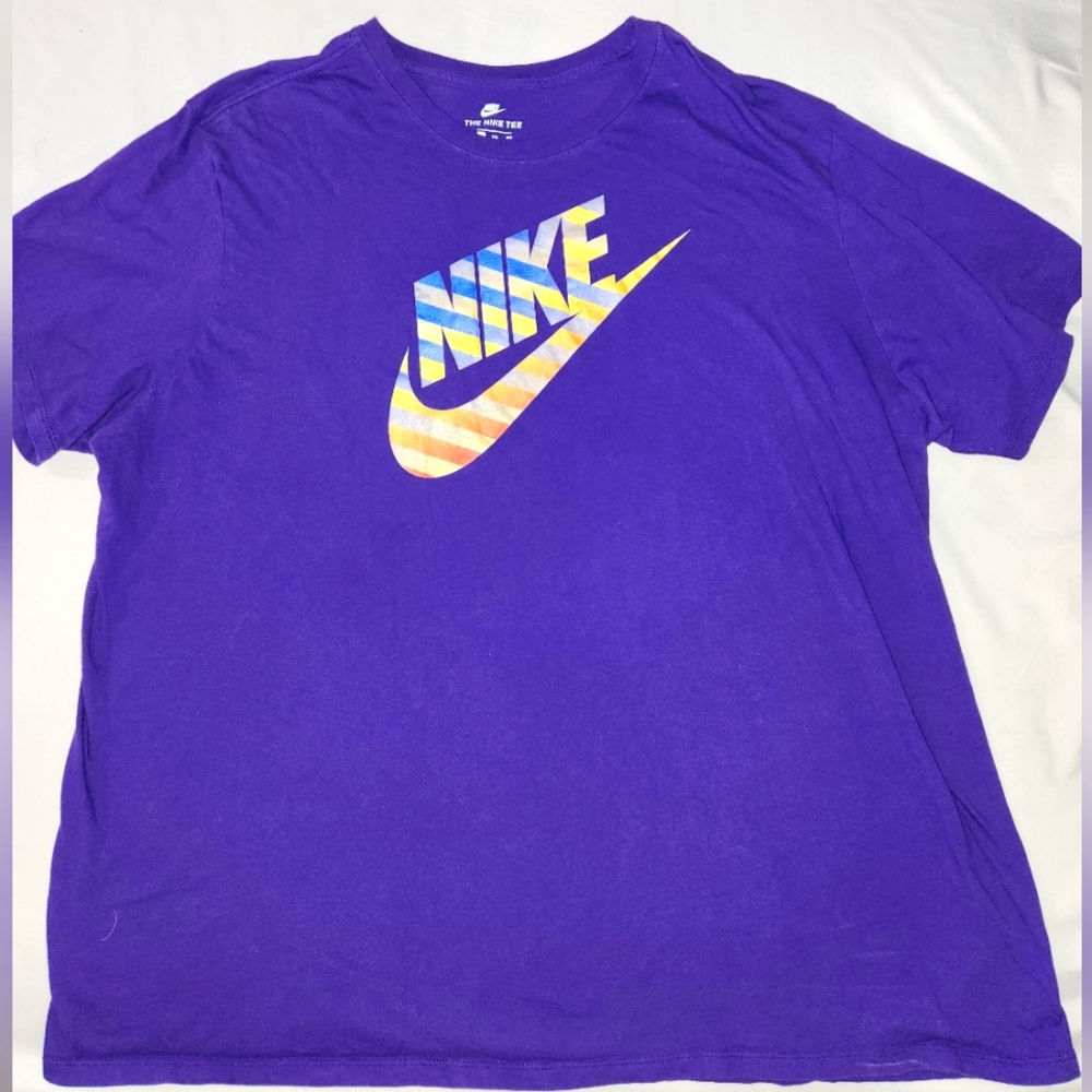 Nike 3XL purple tee with colorful striped insignia